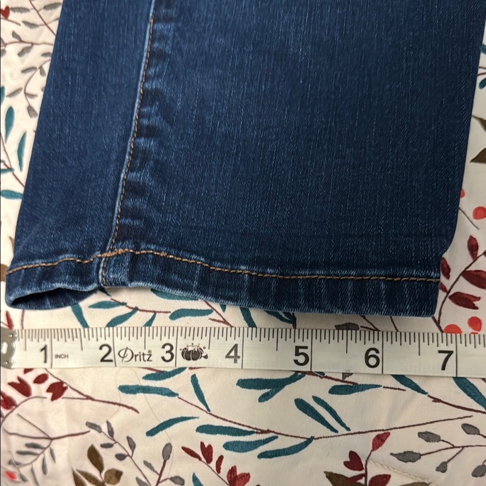Chico's Blue Cropped Straight Leg Jeans with Classic Style - Picture 6 of 8